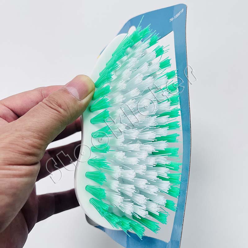 Liquidated Stock Scrubbing Brushes